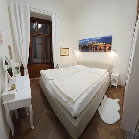 Get Flat Trojanova Prag