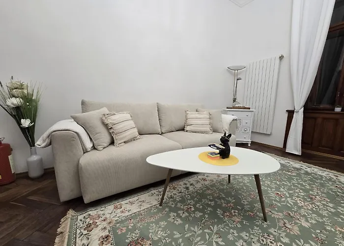 Get Flat Trojanova Apartment
