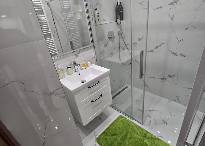 Get Flat Trojanova Apartment *