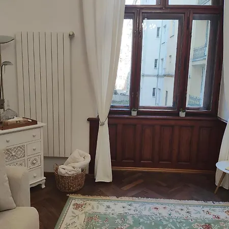 Get Flat Trojanova Prag
