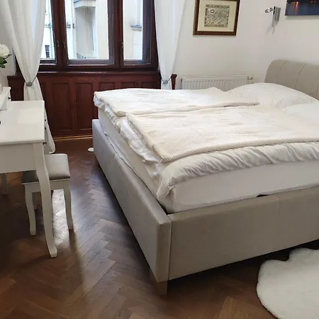 Get Flat Trojanova Prague