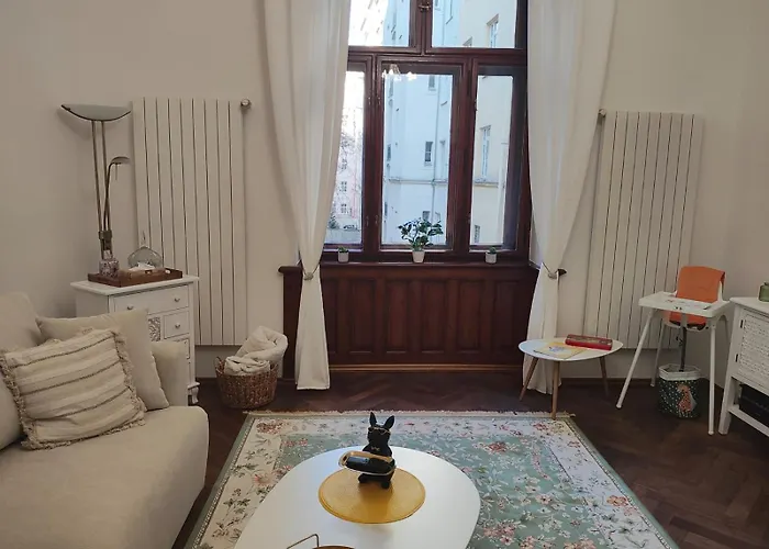 Get Flat Trojanova Appartement Praag