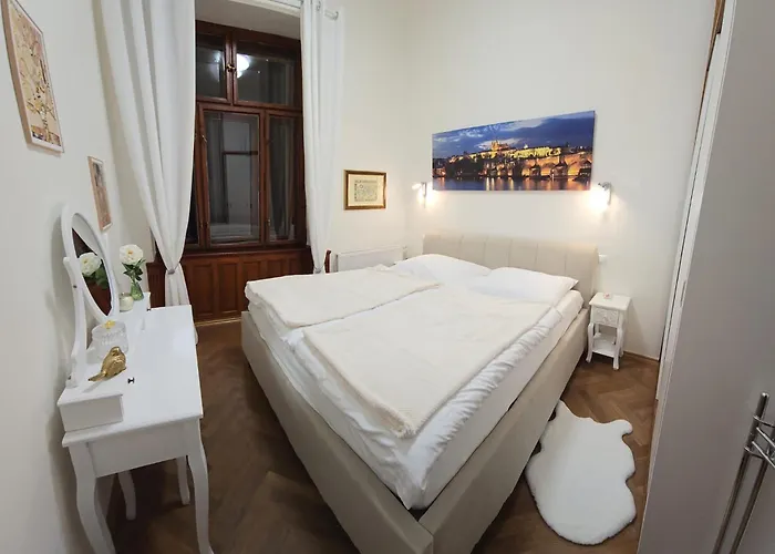 Get Flat Trojanova Praag