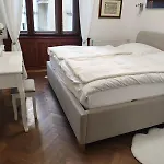 Get Flat Trojanova Praga