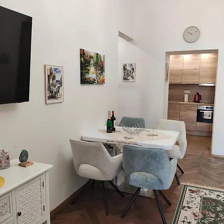 Апартаменты Get Flat Trojanova *