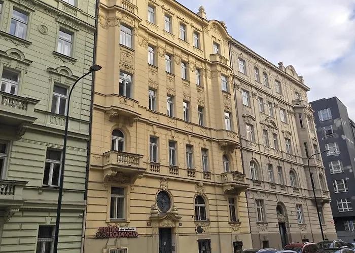 Get Flat Trojanova Apartment